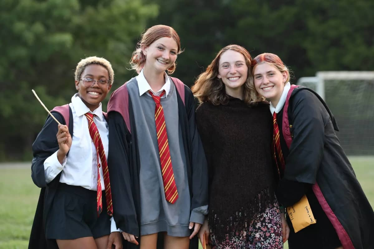 Kids in harry potter costumes