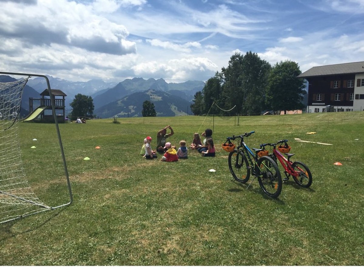 Mountain background at Lovell Camps