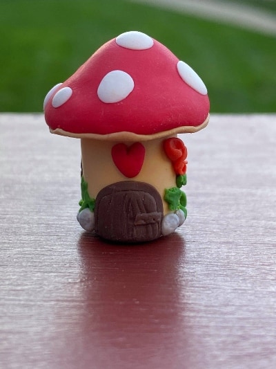 mushroom home clay figure