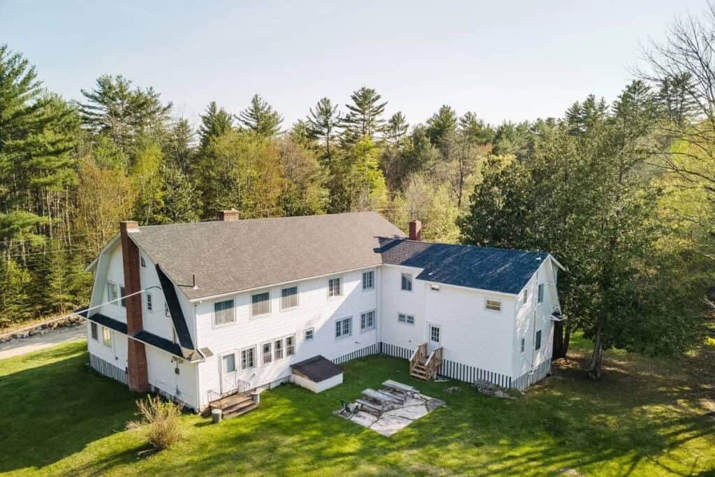 Maine property house